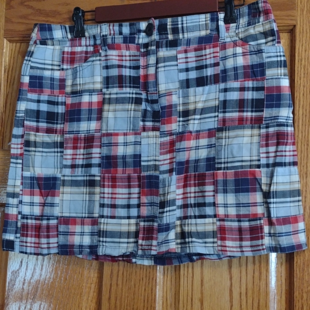 Skirt. Size 14p. Multicolored.